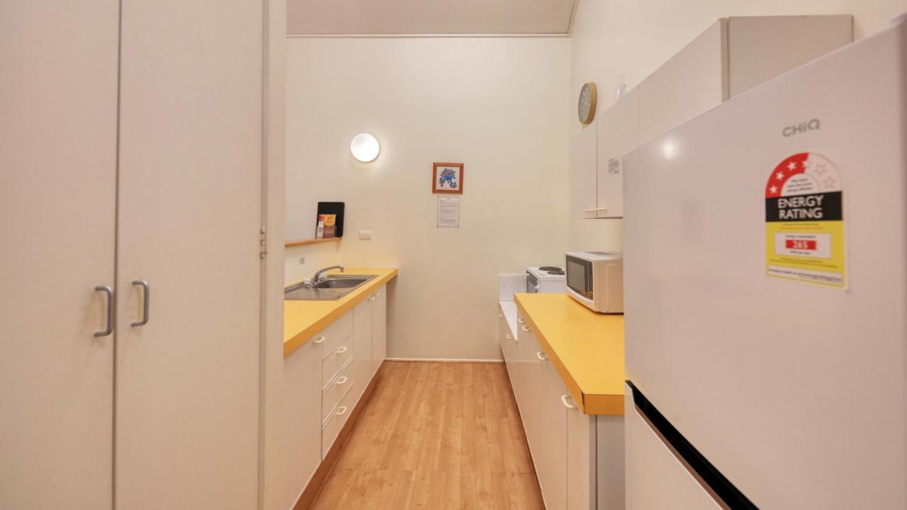 Executive Hideaway Aparthotel เบแนลลา ภายนอก รูปภาพ