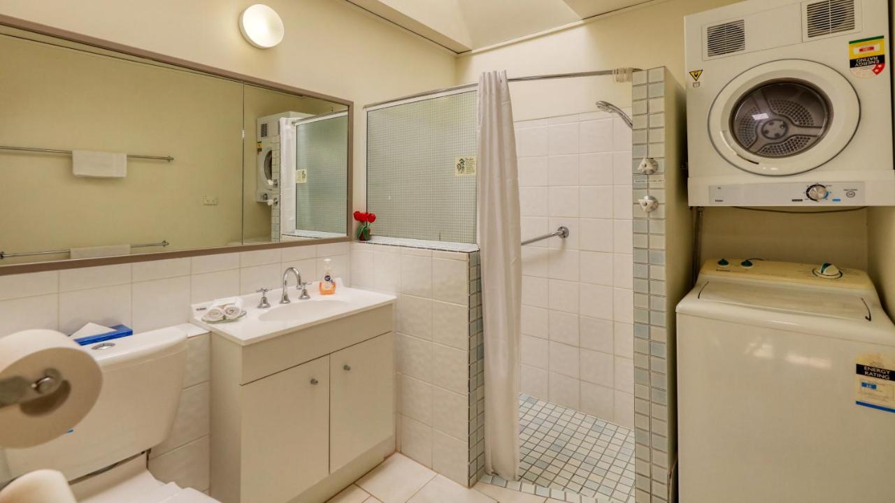 Executive Hideaway Aparthotel เบแนลลา ภายนอก รูปภาพ